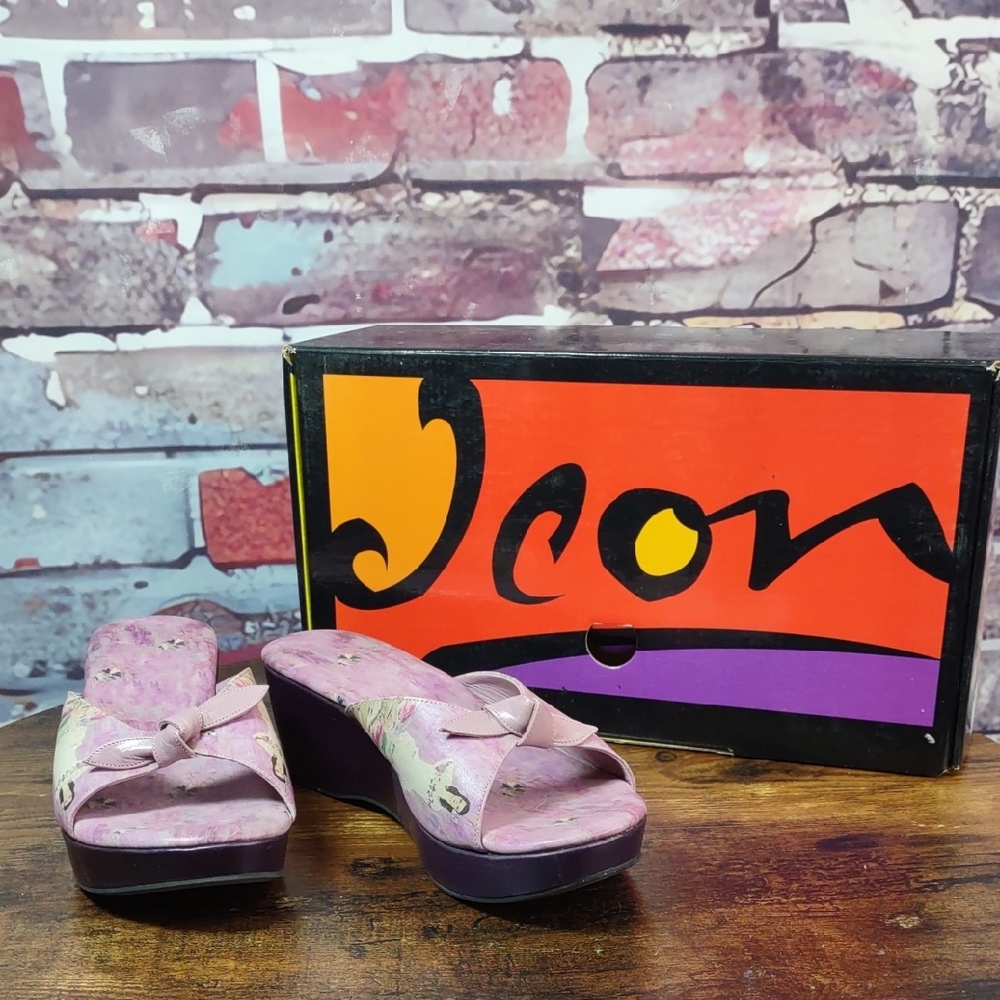 ICON Wearable Art Gustav Klimt Print Leather Wedges